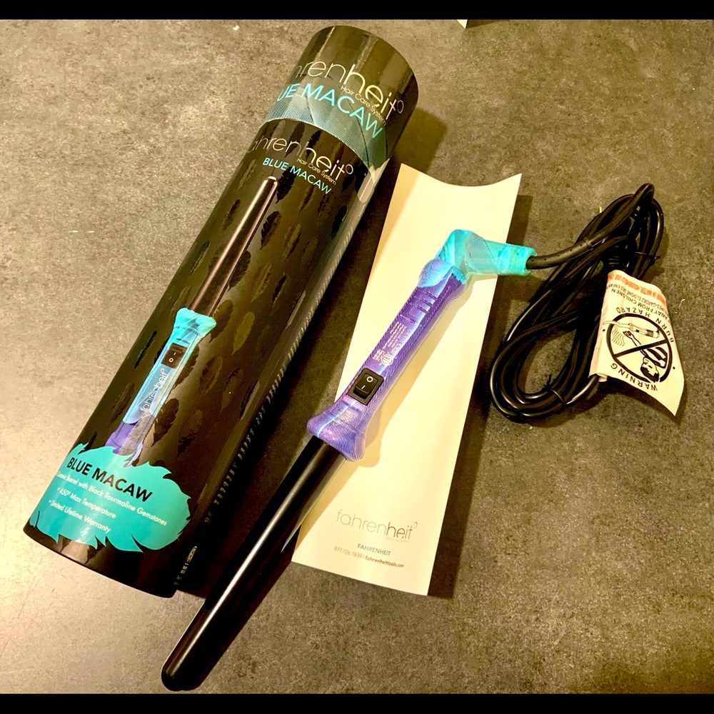 Curling Iron Wand / New in Box